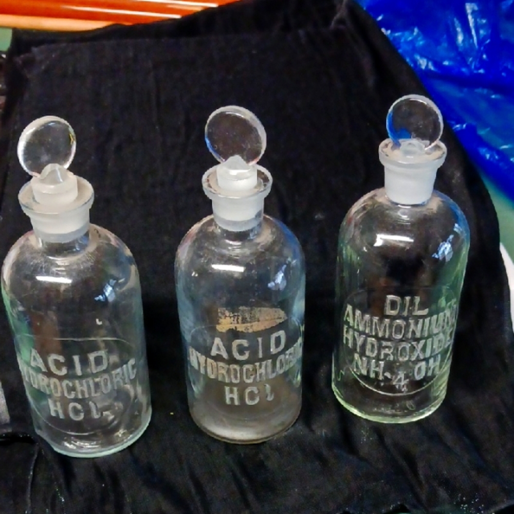 Old Lab Bottles Set Of 3